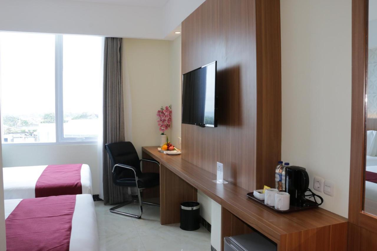 Horison Sentani Hotel Nefaar Bagian luar foto
